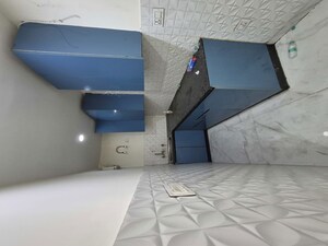 Bathroom in 3.5 BHK Builder Floor at Mayur Vihar – for Rent