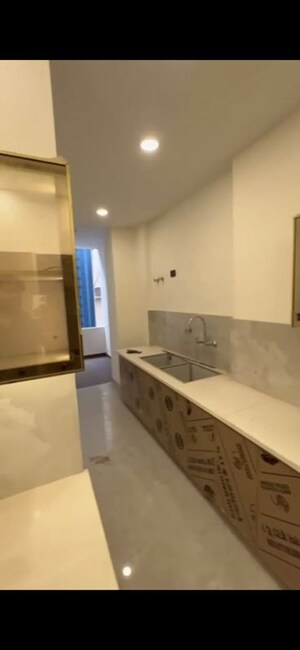 Kitchen in 3.5 BHK Builder Floor at BPTP Parkland Pride, Sector 77 – for Rent