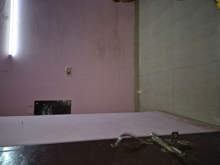 Room, mayur vihar 1.5 Bedroom 380 Sq.Ft. Builder Floor In Mayur Vihar Delhi 10216537