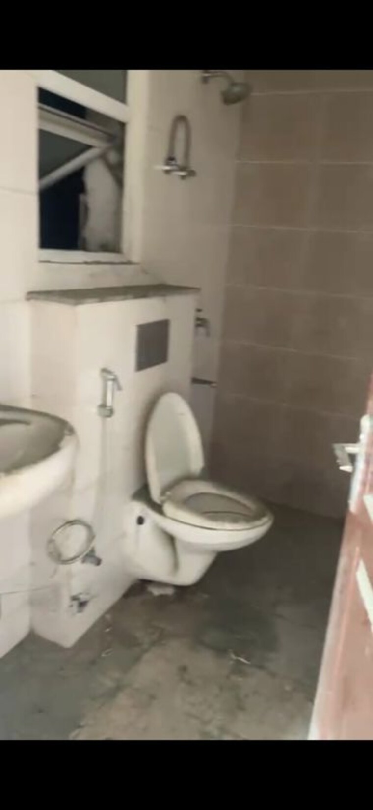 Bathroom, omaxe-royal-residency-faridabad 2 Bedroom 1685 Sq.Ft. Apartment In Sector 79 Faridabad 10216547
