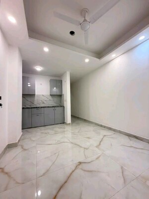 Room in 1 BHK Apartment at Palm Residency Chhatarpur, Chattarpur – for Rent