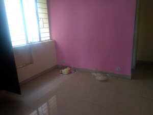 Room in 3 BHK Apartment at Vasant Kunj – for Rent