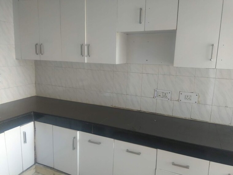 Kitchen, vasant kunj 3 Bedroom 1800 Sq.Ft. Apartment In Vasant Kunj Delhi 10216551