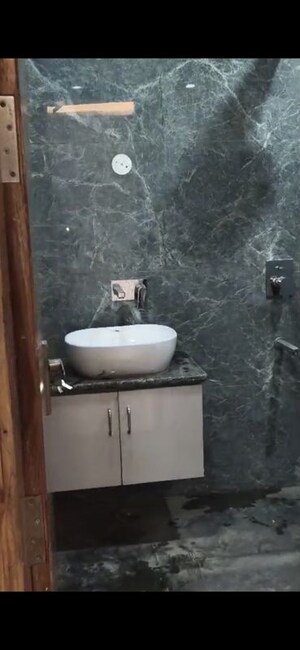 Bathroom in 3 BHK Builder Floor at BPTP District, Sector 81 – for Rent
