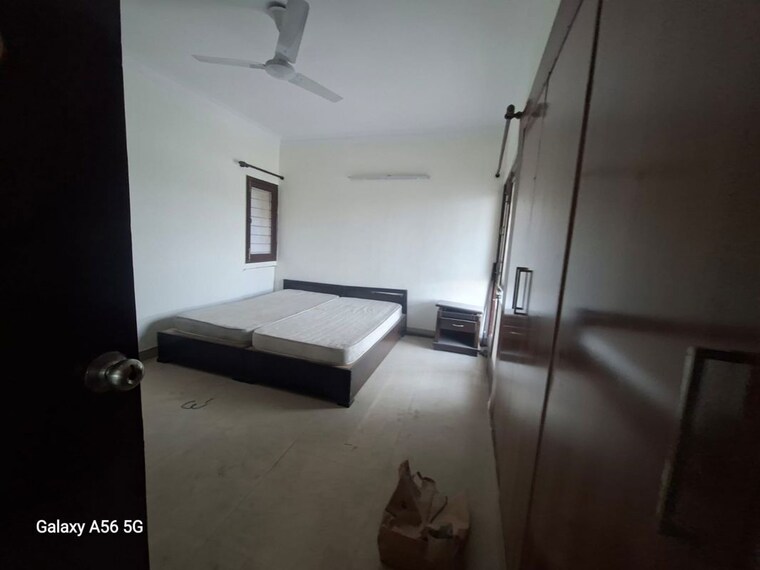Bedroom, vasant kunj 3 Bedroom 1800 Sq.Ft. Apartment In Vasant Kunj Delhi 10216567