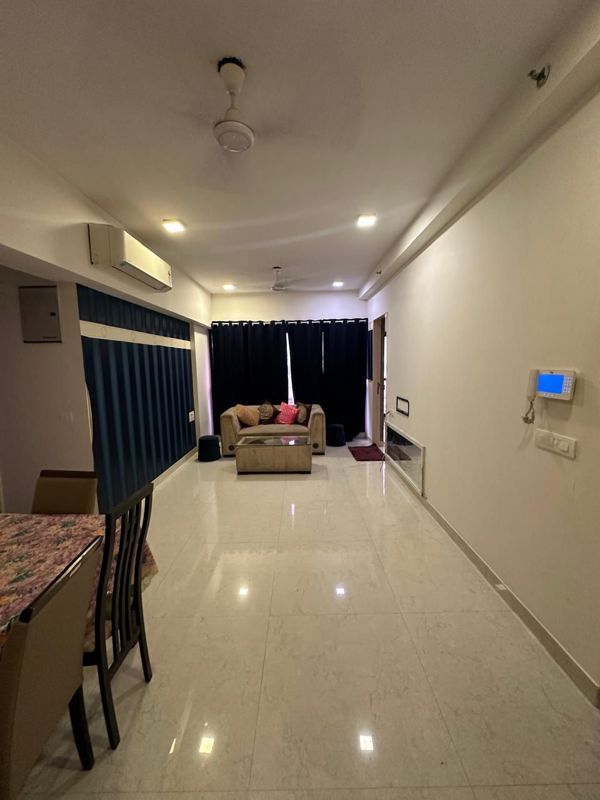2 BHK Apartment For Rent in Kanakia Hollywood