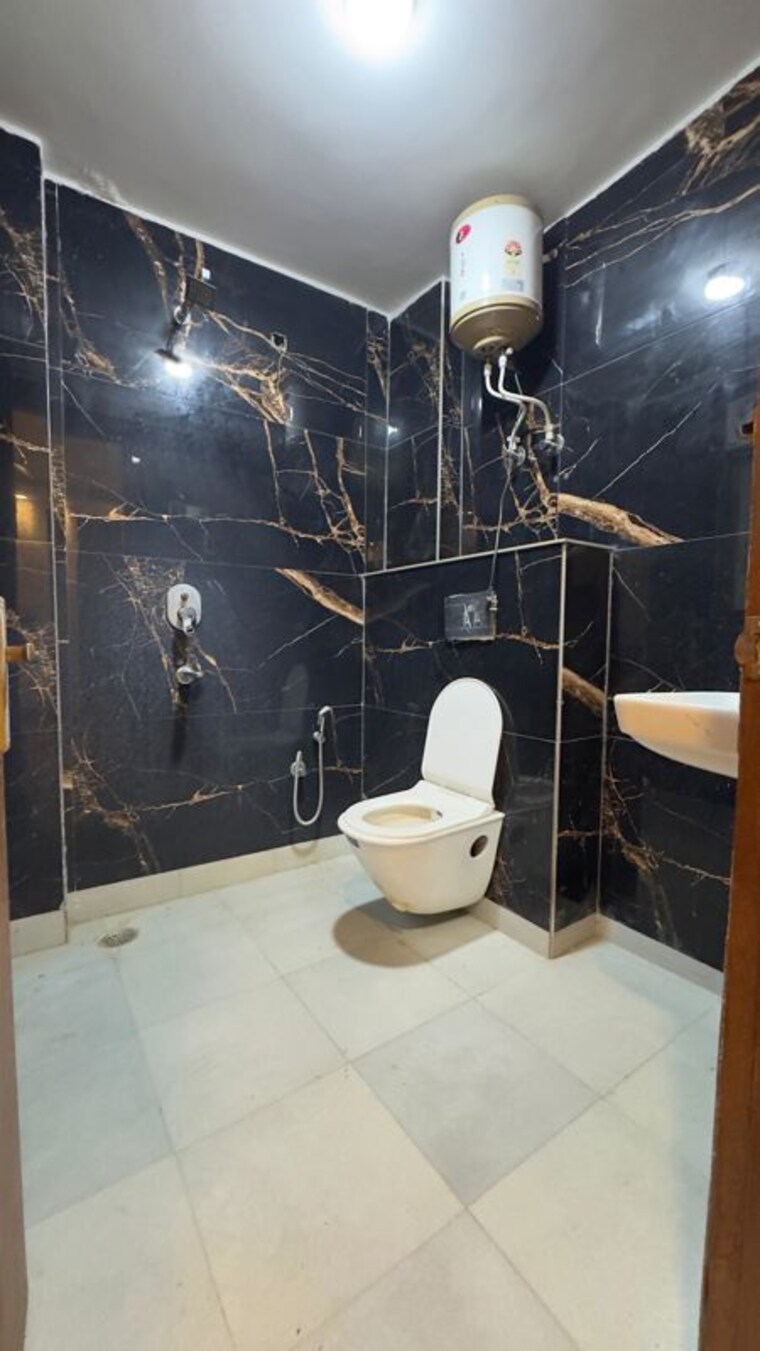 Gym, palm-residency-chhatarpur 3 Bedroom 1250 Sq.Ft. Builder Floor In Chattarpur Delhi 10216577