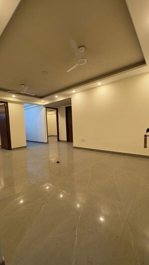 Room in 3 BHK Builder Floor at Palm Residency Chhatarpur, Chattarpur – for Rent