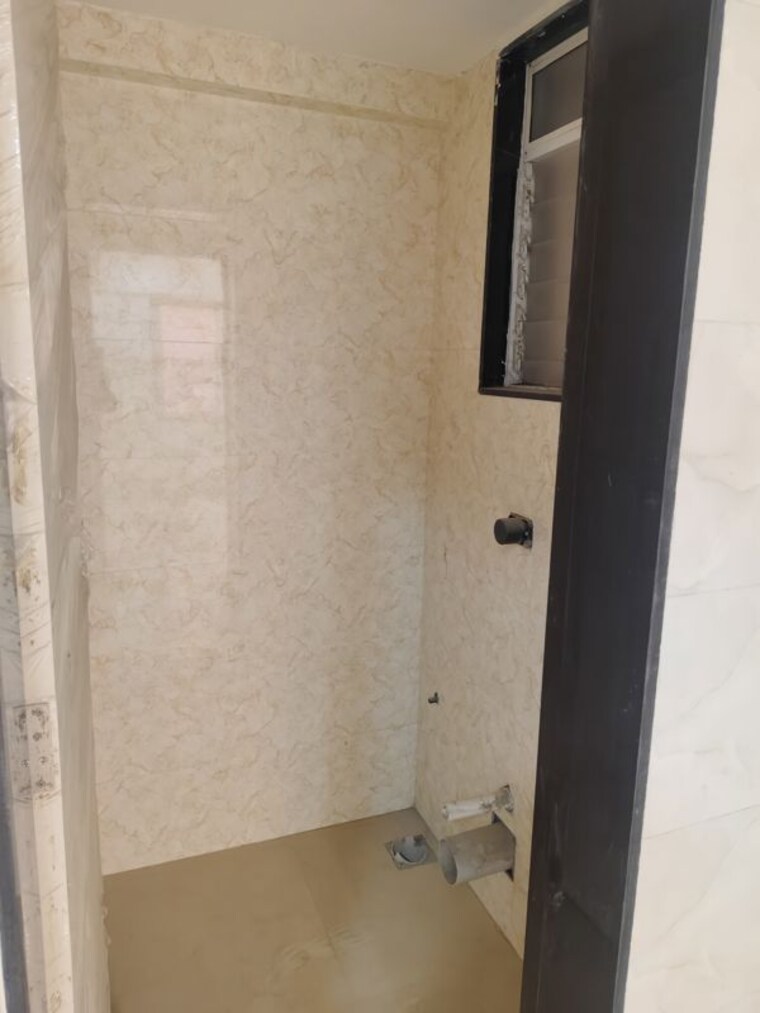 Bathroom, panch pakhadi 1 Bedroom 361 Sq.Ft. Apartment In Panch Pakhadi Thane 10216598
