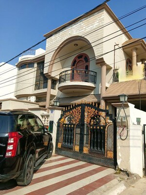6 BHK Independent House For Sale in Mahanagar