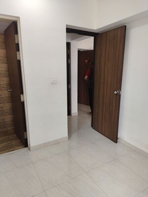 Room in 1 BHK Apartment at Lodha Crown Kolshet, Kolshet Road – for Rent