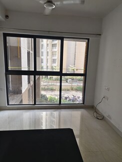 1 BHK Apartment For Rent in Lodha Crown Kolshet