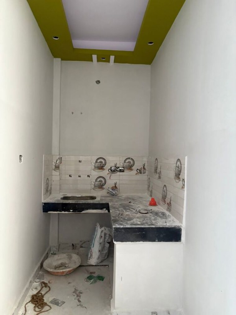 Kitchen, lalbagh 2 Bedroom 400 Sq.Ft. Independent House In Lalbagh Lucknow 10216611