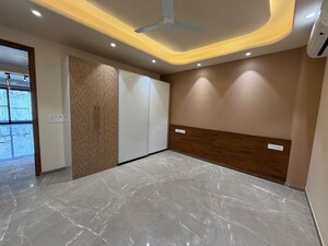 Room in 3.5 BHK Apartment at Sector 8 Dwarka – for Sale