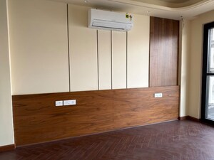 Room in 3.5 BHK Apartment at Sector 8 Dwarka – for Sale