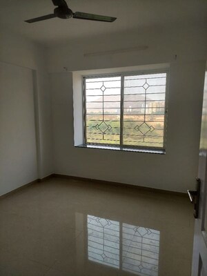 Room in 3 BHK Apartment at Bramha Park, Tingre Nagar – for Rent