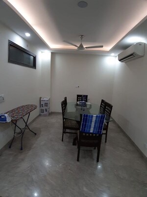 Team Area in 3 BHK Builder Floor at Kalkaji – for Rent