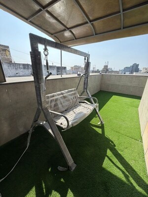 Team Area in 4 BHK Apartment at Bodakdev – for Rent