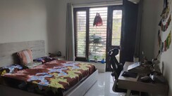 3 BHK + Pooja Room Builder Floor For Rent in Unitech South City II
