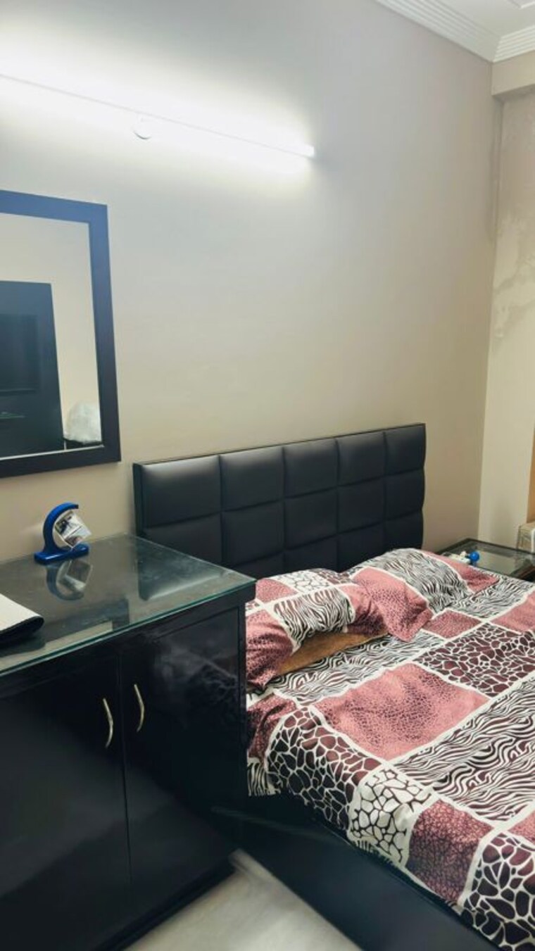 Bedroom, ss-mayfield-gardens 3 Bedroom 1800 Sq.Ft. Villa In Sector 51 Gurgaon 10216680