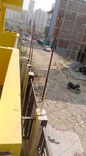 Balcony in 2 BHK Builder Floor at Galaxy Apartments Sector 49, Sector 49 – for Rent