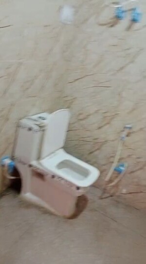 Bathroom in 2 BHK Builder Floor at Galaxy Apartments Sector 49, Sector 49 – for Rent