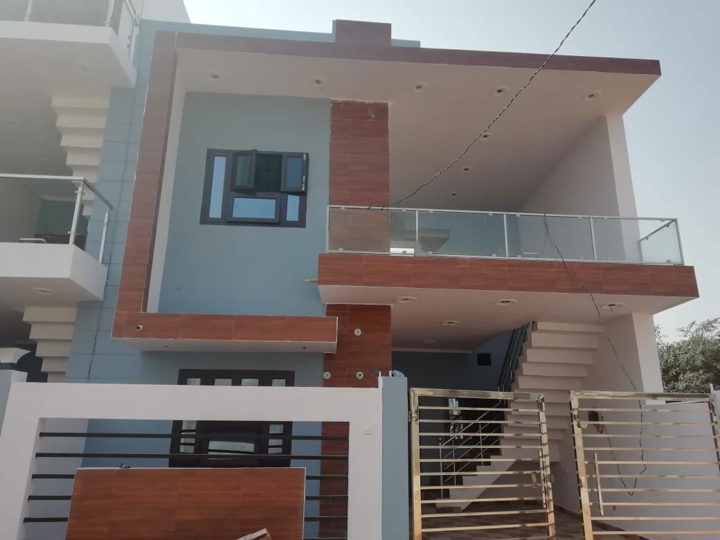 3 BHK + Pooja Room Independent House For Sale in Gomti Nagar