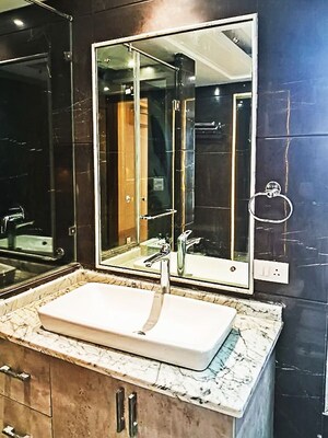 Gym in 4 BHK Builder Floor at Defence Colony – for Rent