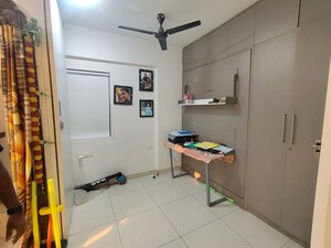 Team Area in 2 BHK Apartment at Harlur – for Rent