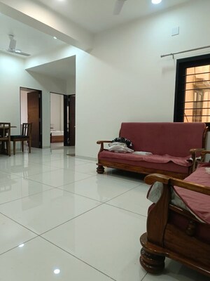 Living Room in 3 BHK Apartment at Thaltej – for Rent