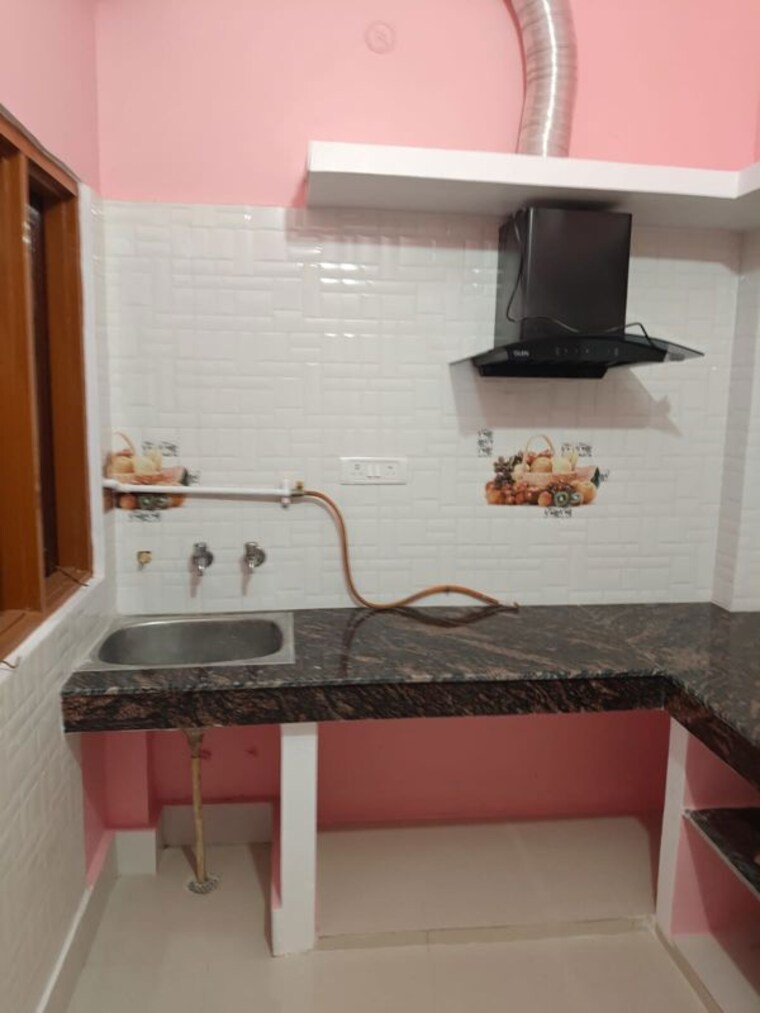 Kitchen, gomti nagar 1.5 Bedroom 600 Sq.Ft. Builder Floor In Gomti Nagar Lucknow 10216752