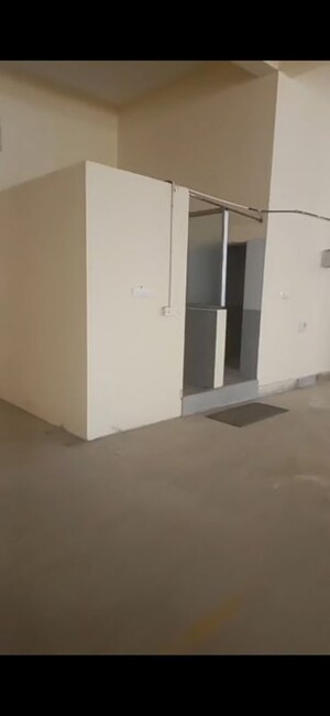 Room in  Warehouse at Electronic City – for Rent