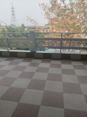 Balcony in 2 BHK Builder Floor at Gomti Nagar – for Rent