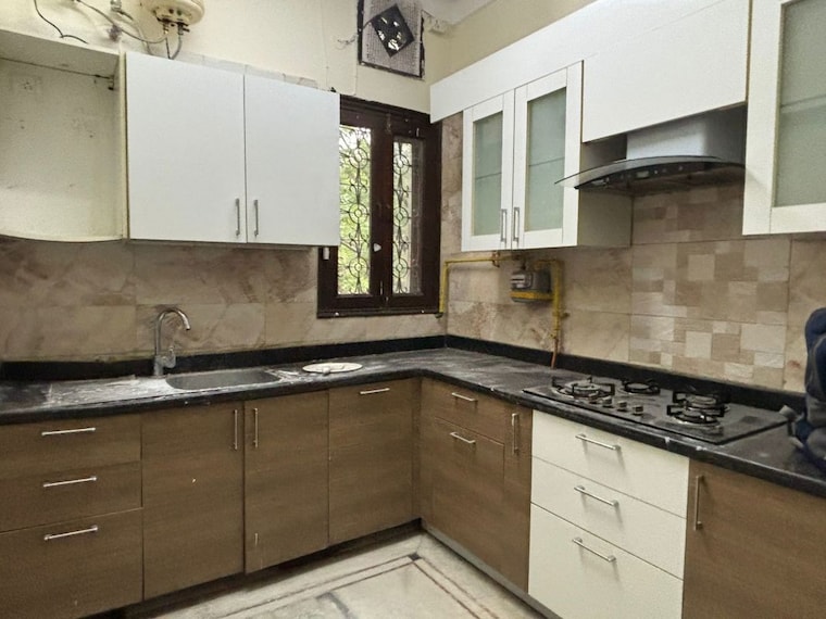 Kitchen, malviya nagar 3 Bedroom 200 Sq.Yd. Builder Floor In Malviya Nagar Delhi 10216766