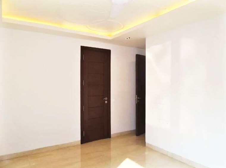 Room, safdarjung development area 4 Bedroom 3800 Sq.Ft. Builder Floor In Safdarjung Development Area Delhi 10216753