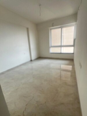 Room in 3 BHK Apartment at Kundan The Peak, Nibm Road – for Rent