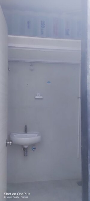 Bathroom in 1 BHK Apartment at City View Building, Worli – for Rent