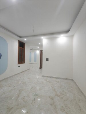 2 BHK Builder Floor For Sale in Sector 73
