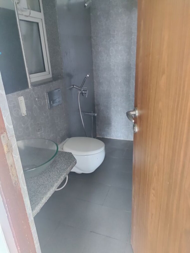 Bathroom, omkar-veda-exclusive 2 Bedroom 1000 Sq.Ft. Apartment In Parel Mumbai 10053641