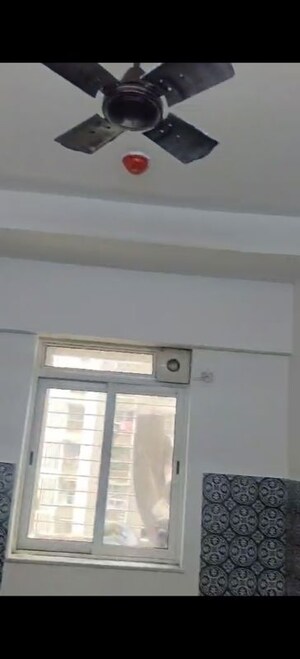 Room in 1 BHK Apartment at Lodha Amara, Kolshet Road – for Rent