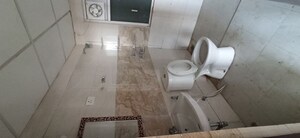 Bathroom in 2.5 BHK Apartment at Amrapali Golf Homes, Sector 4 Greater Noida – for Rent