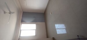 Furnished Amenities in 2.5 BHK Apartment at Amrapali Golf Homes, Sector 4 Greater Noida – for Rent