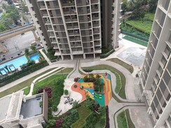 2 BHK Apartment For Sale in Kalpataru Paramount