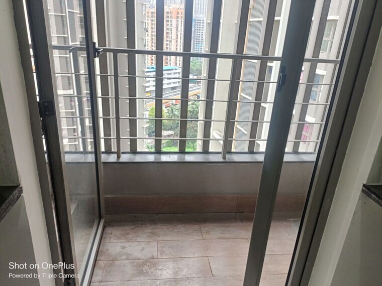 Balcony, kalpataru-paramount 2 Bedroom 711 Sq.Ft. Apartment In Kapur Bawdi Thane 10216815