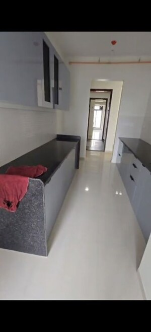 Building Lobby in 2 BHK Apartment at Kalpataru Elitus, Mulund West – for Rent