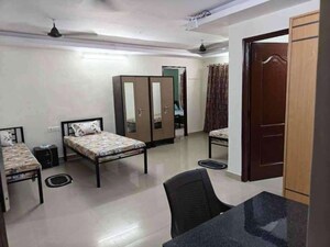 Room in  Pg at Ghatkopar East – for Rent