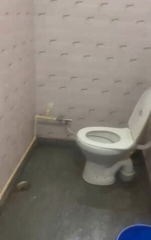 Bathroom in 1 RK Builder Floor at Patel Nagar – for Rent