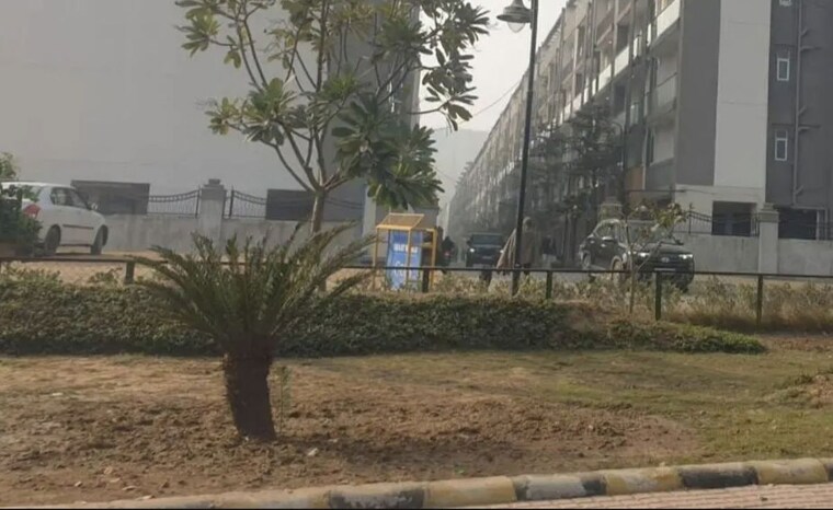 Exterior View, smart-world-gems 2.5 Bedroom 1196 Sq.Ft. Builder Floor In Sector 89 Gurgaon 10216845