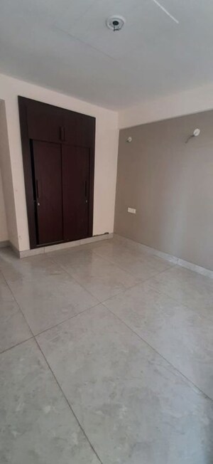 Room in 4 BHK Independent House at Virat Nagar – for Sale
