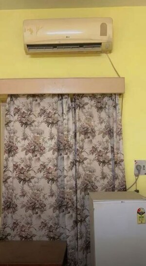 Bedroom in 2 BHK Apartment at Butler Colony – for Rent